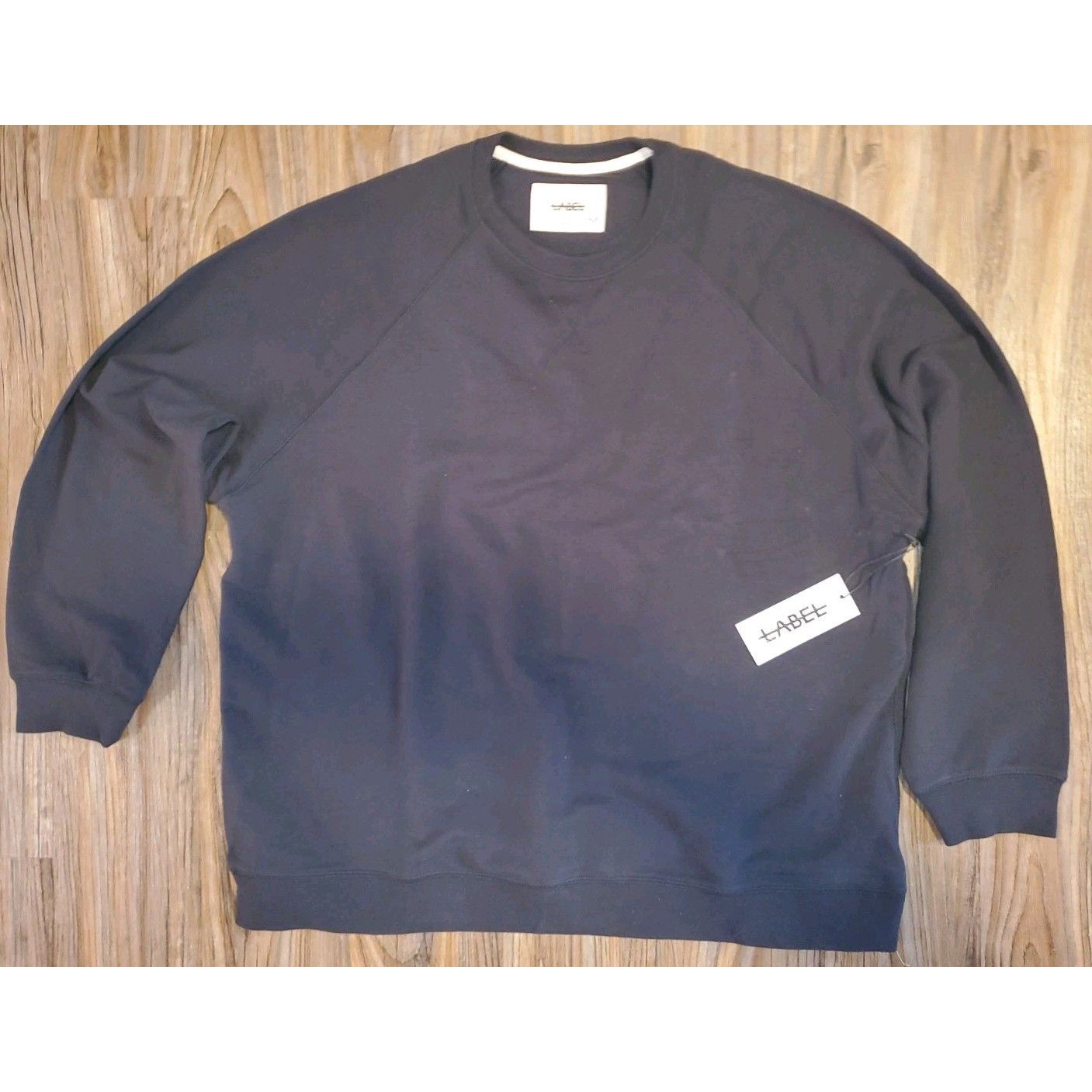 Label Brand Black Sweater Medium Label Brand Black Sweater Medium